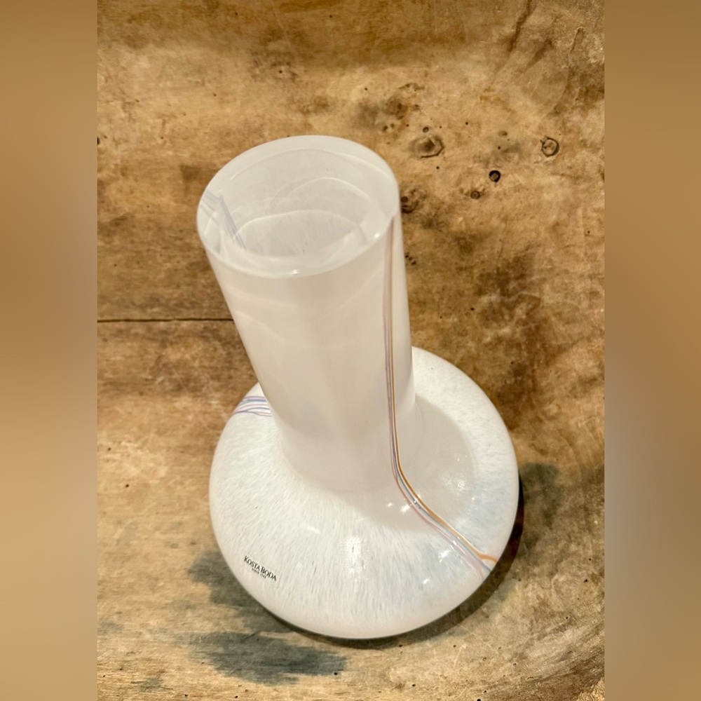 Kosta Boda rainbow collection vase - Picture 3 of 8